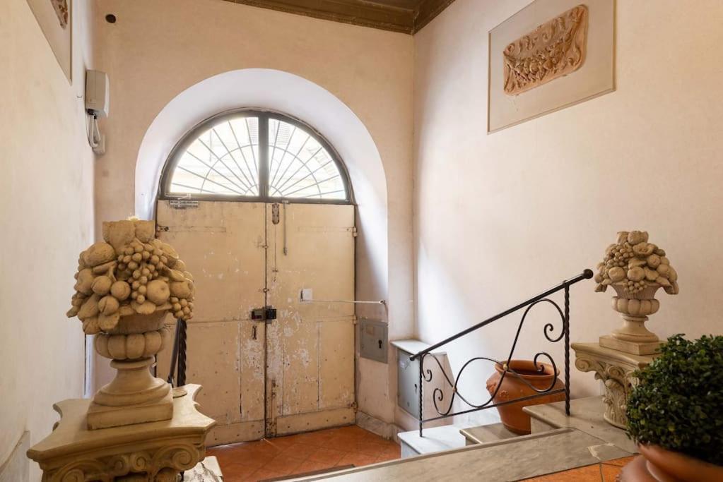 Colosseum 10Steps Away, Marco Aurelio Luxury House Roma Exterior foto